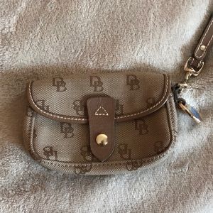 Dooney and Bourke wristlet